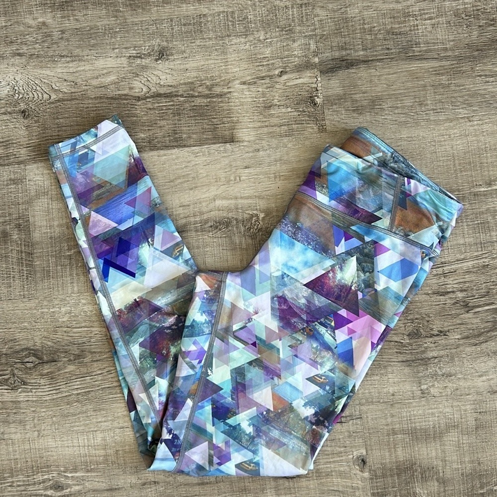 Lucy Geometric Patterned Leggings size M
